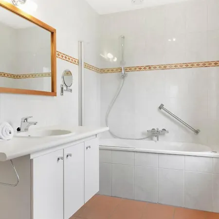 Landal Kasteeldomein De Cauberg Otel Valkenburg aan de Geul