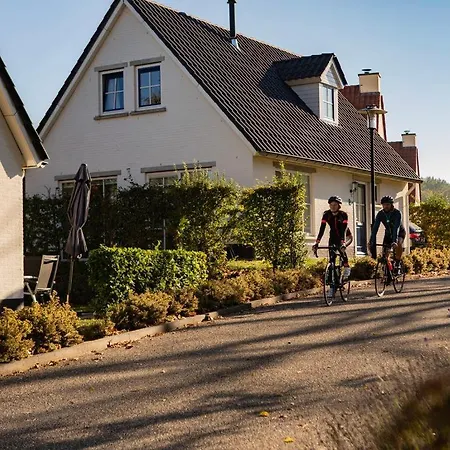 Landal Kasteeldomein De Cauberg *