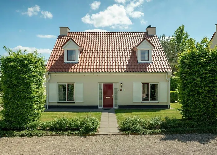 Landal Kasteeldomein De Cauberg *