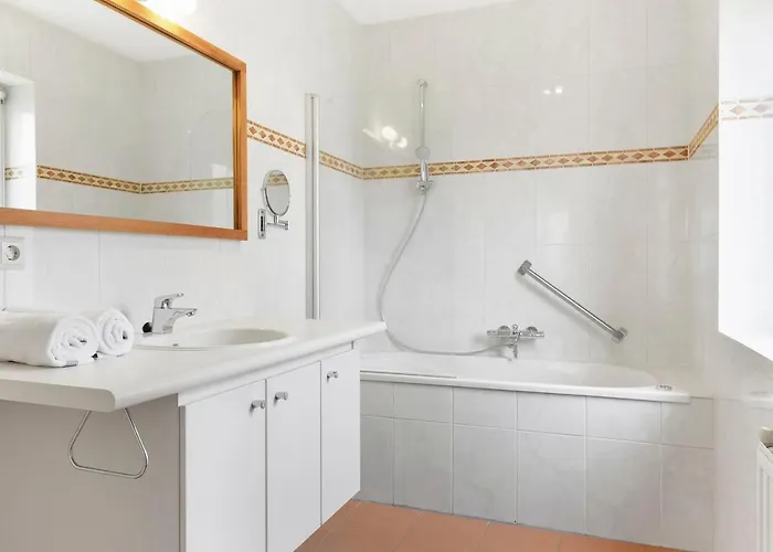 Landal Kasteeldomein De Cauberg فندق Valkenburg aan de Geul