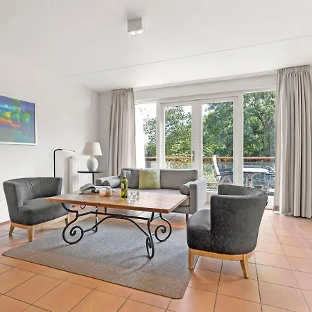 Landal Kasteeldomein De Cauberg 팔켄뷔르흐안더횔
