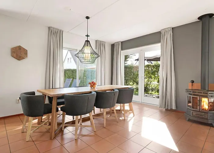 Landal Kasteeldomein De Cauberg *